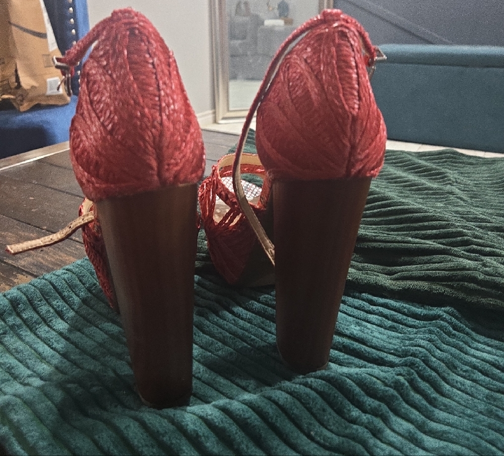 Jessica Simpson Red Platform Heels - Picture 6 of 6
